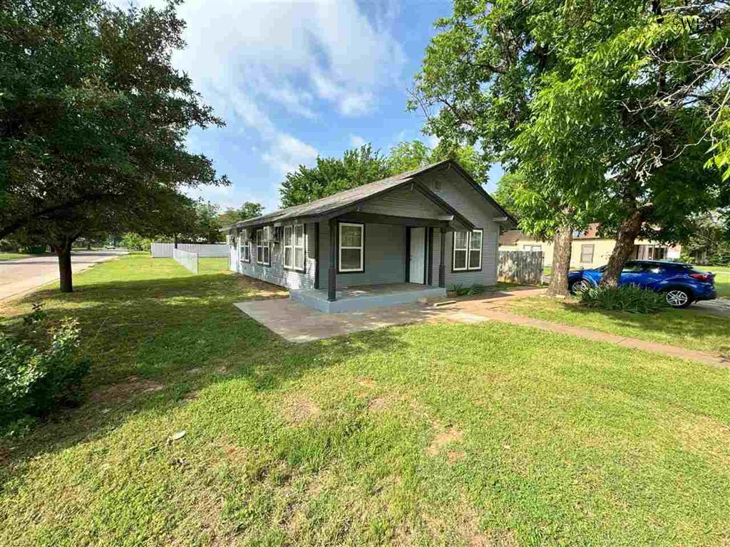 Property main image
